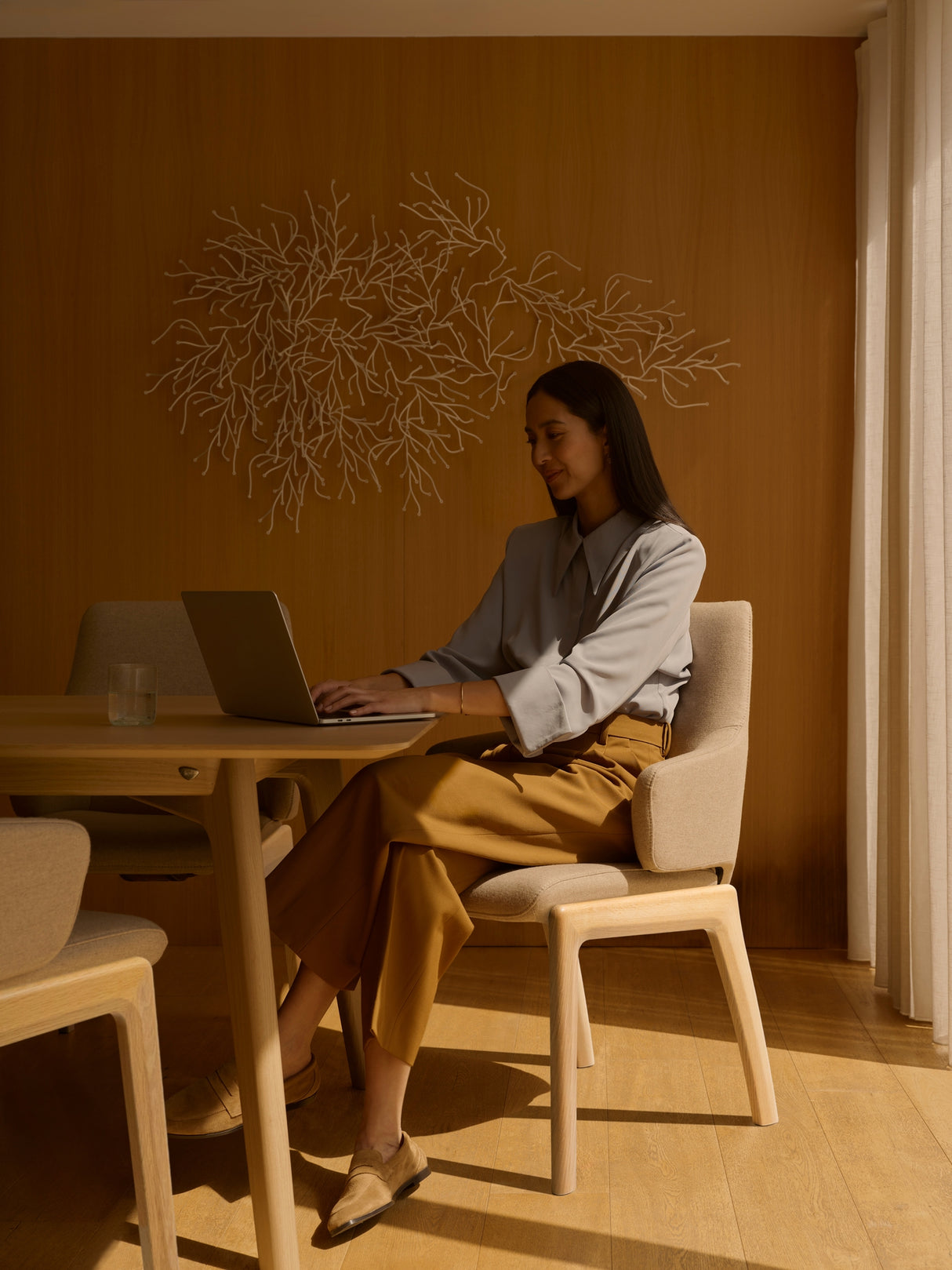 Laurel Dining Chair With Arms - D200 - LB -Leather