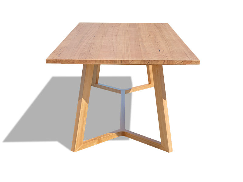 Vasse 1800 Dining Table